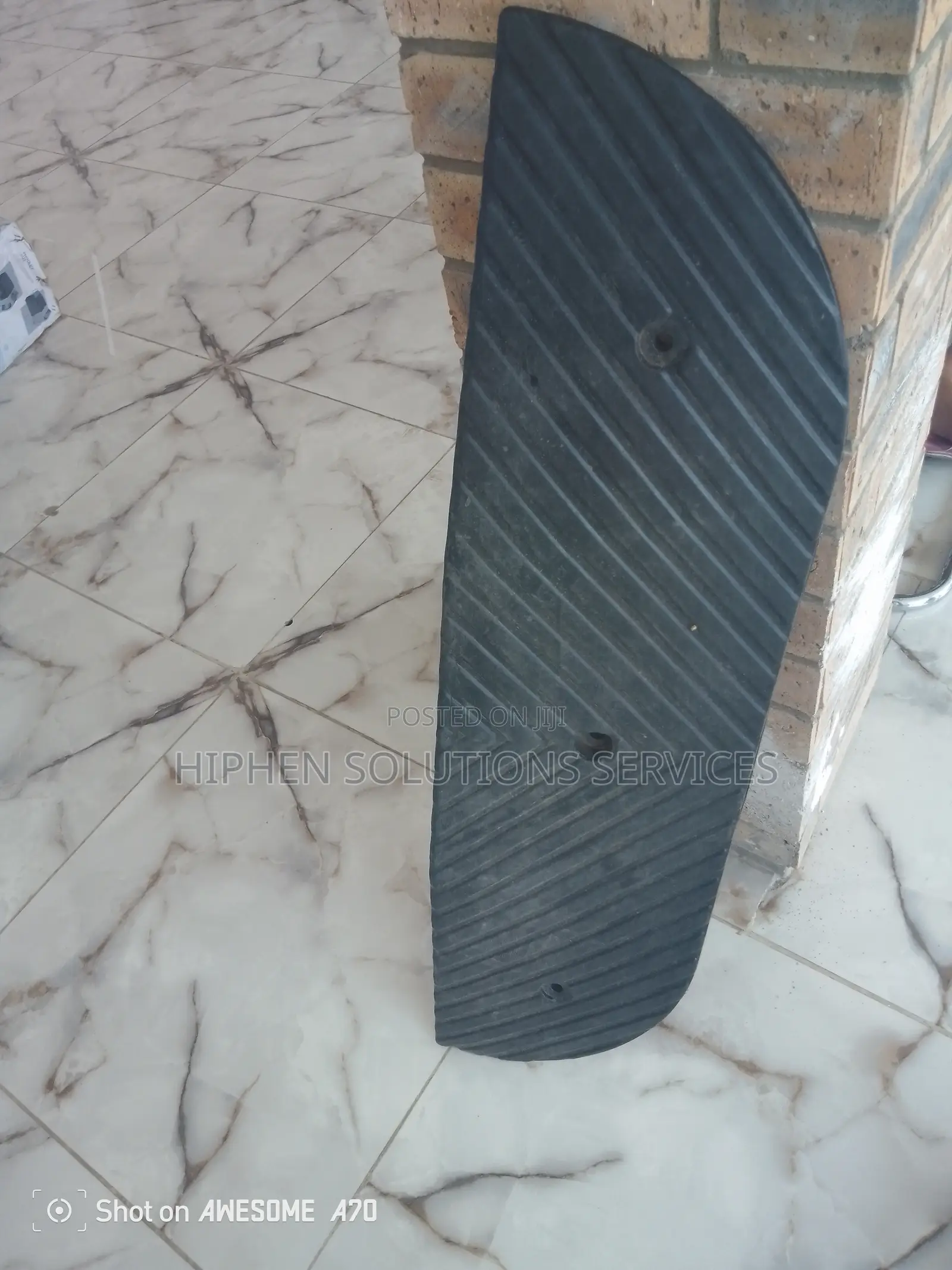Heavy Duty Rubber Speed Hump, For Road Safety