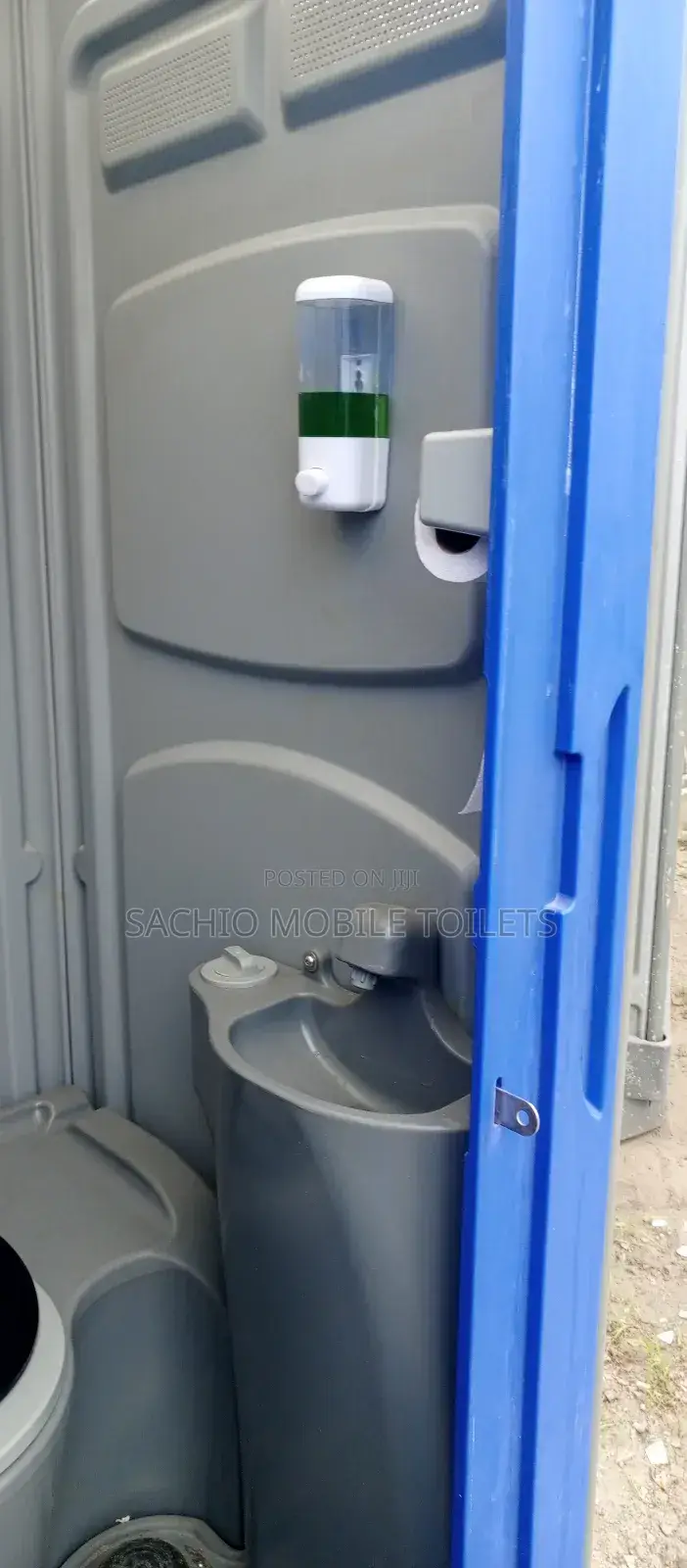 Trusted Mobile Toilets for Large-Scale Events in Lagos