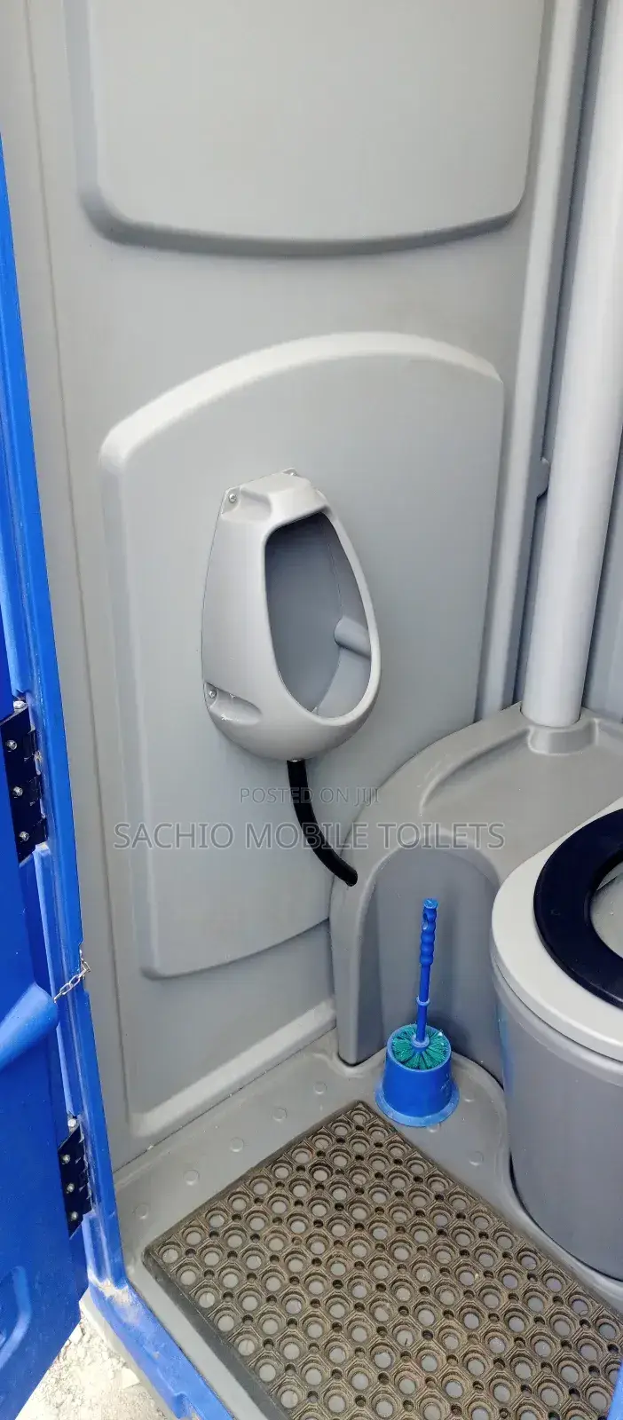 Trusted Mobile Toilets for Large-Scale Events in Lagos