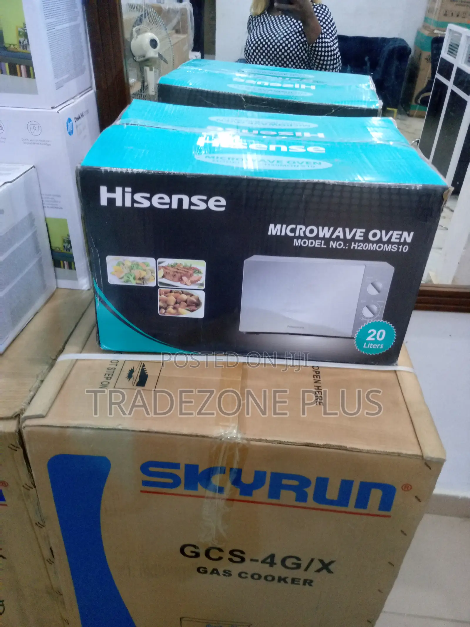Classic Hisense H20moms10 20L 700W Solo Manual Microwave
