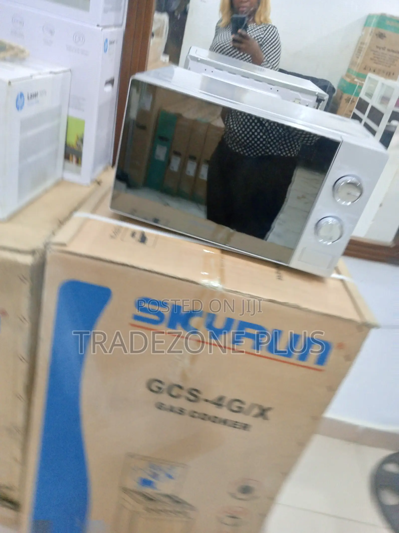 Quality Hisense Mirrow Glass Door Microwave Oven