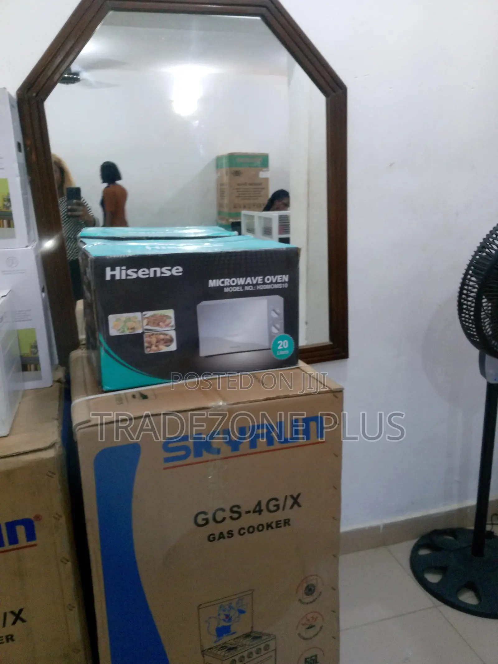 Quality H20moms10 700W 20L Microwave Oven