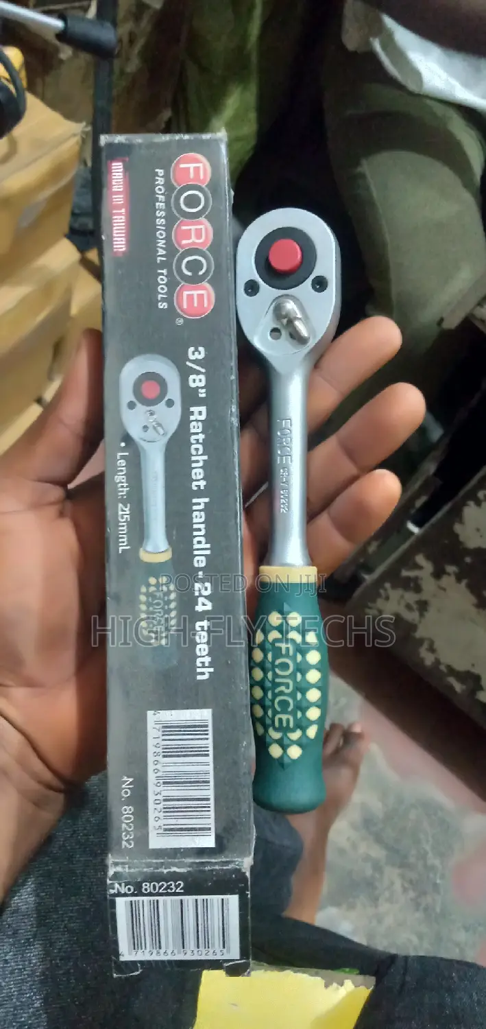 FORCE 80232 3/8" Reversible Ratchet 24 Teeth