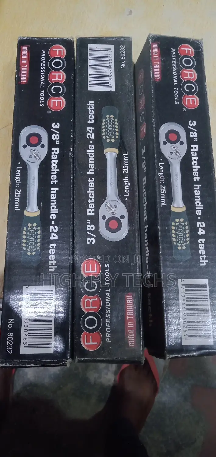 FORCE 80232 3/8" Reversible Ratchet 24 Teeth