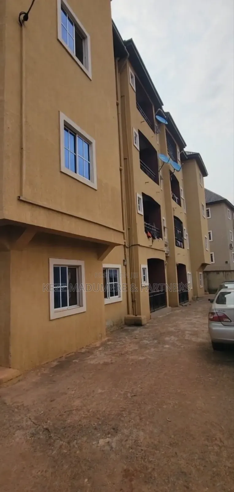 3bdrm Block of Flats in Odudukoko By Ebony for sale