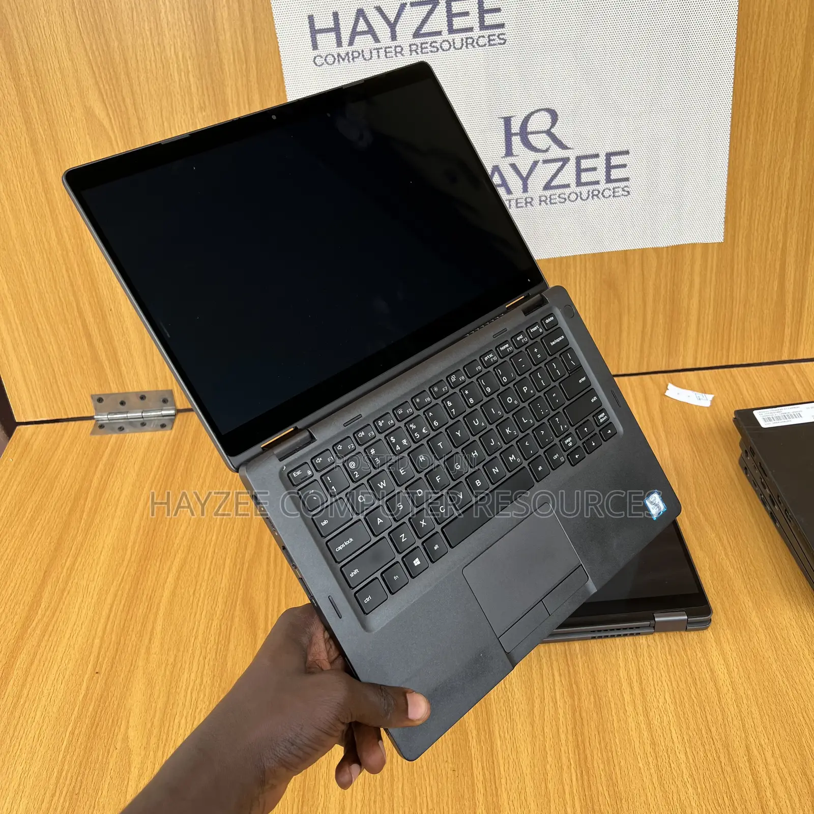 Laptop Dell Latitude 5300 16GB Intel Core I7 SSD 512GB