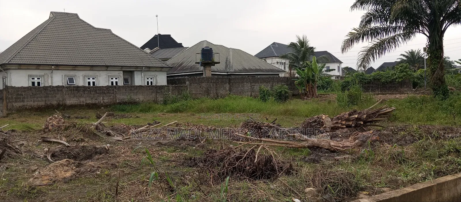 For Sale : 4 Fenced Plots at Radio Estate , Ozuoba , Nta