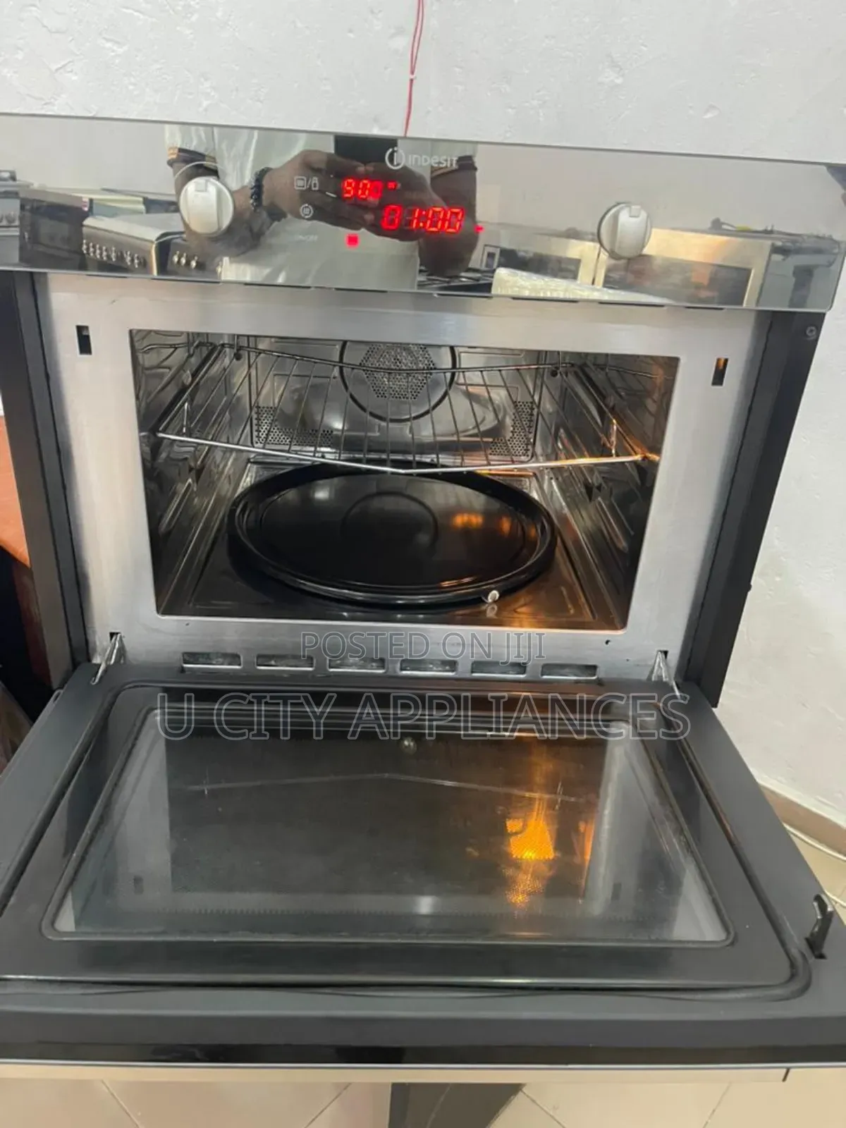 3in160x60cm Inbuilt Indesit Oven Microwave and Grill