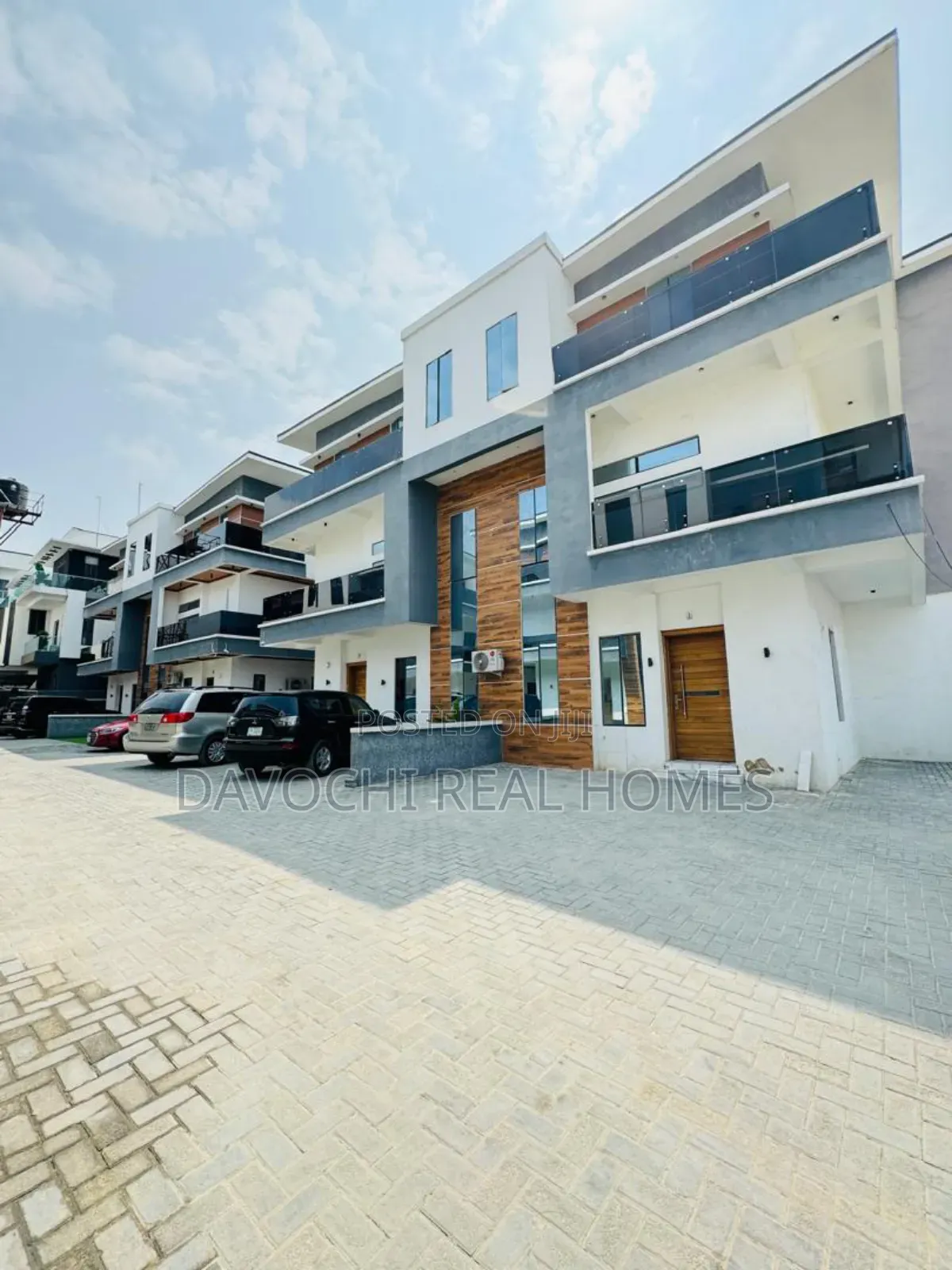 5bdrm Duplex in Ikate Lekki for rent