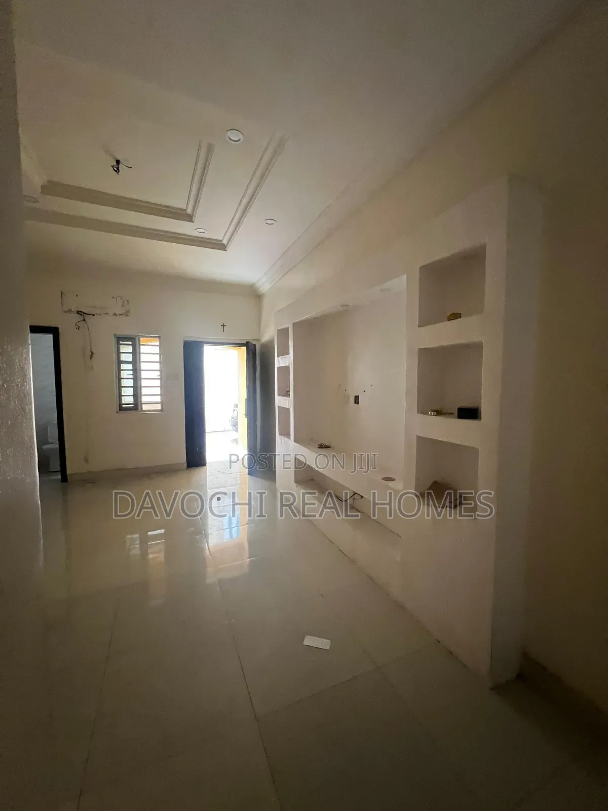 2bdrm Apartment in Ologolo Estate, Lekki for rent