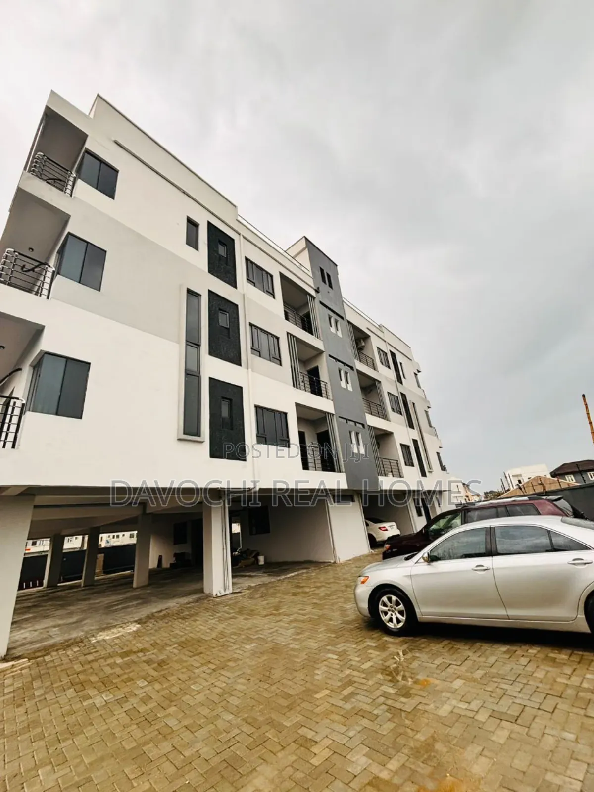 2bdrm Apartment in Ologolo Estate, Lekki for rent