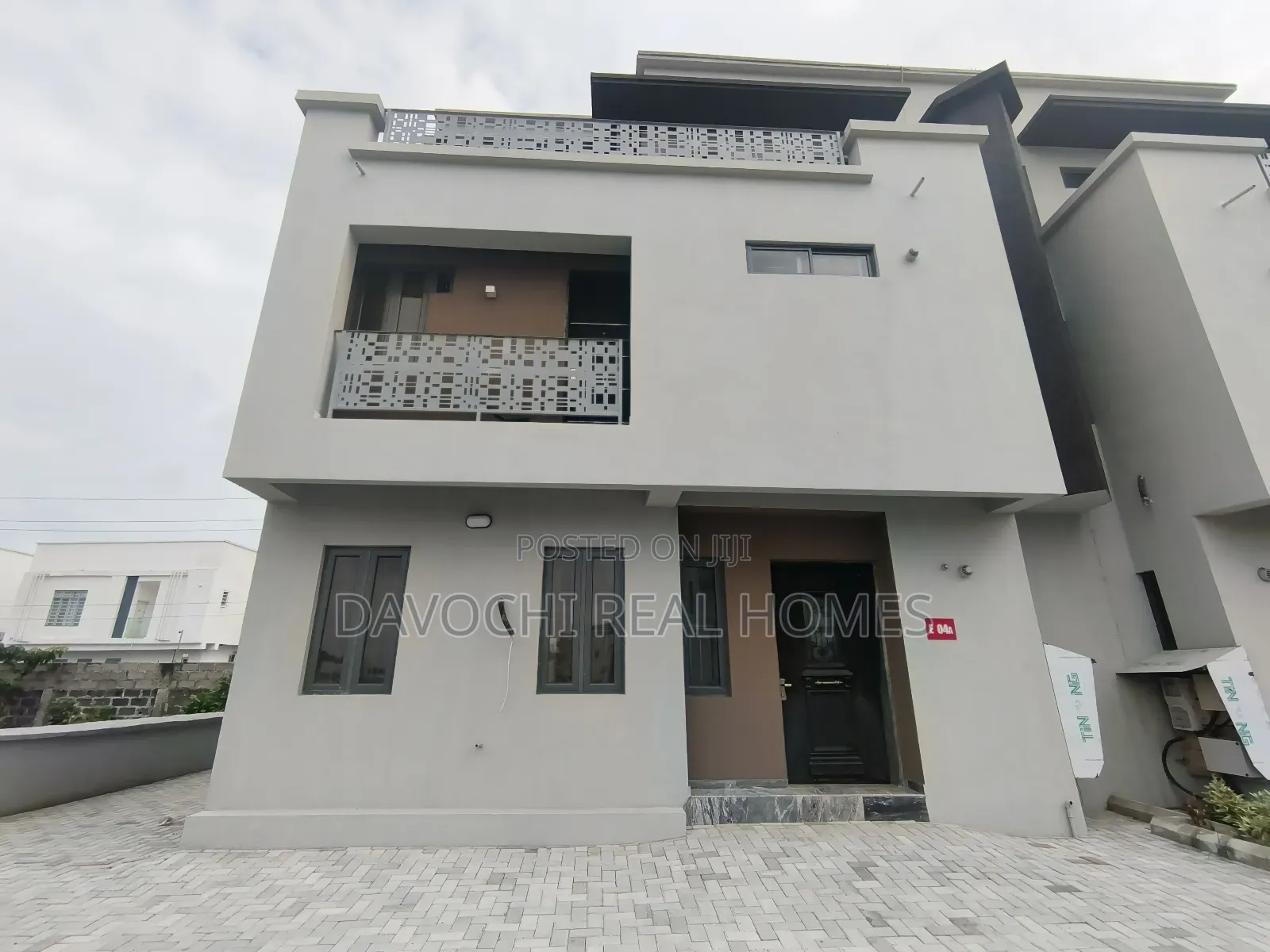 4bdrm Duplex in Lekki Chevron for sale