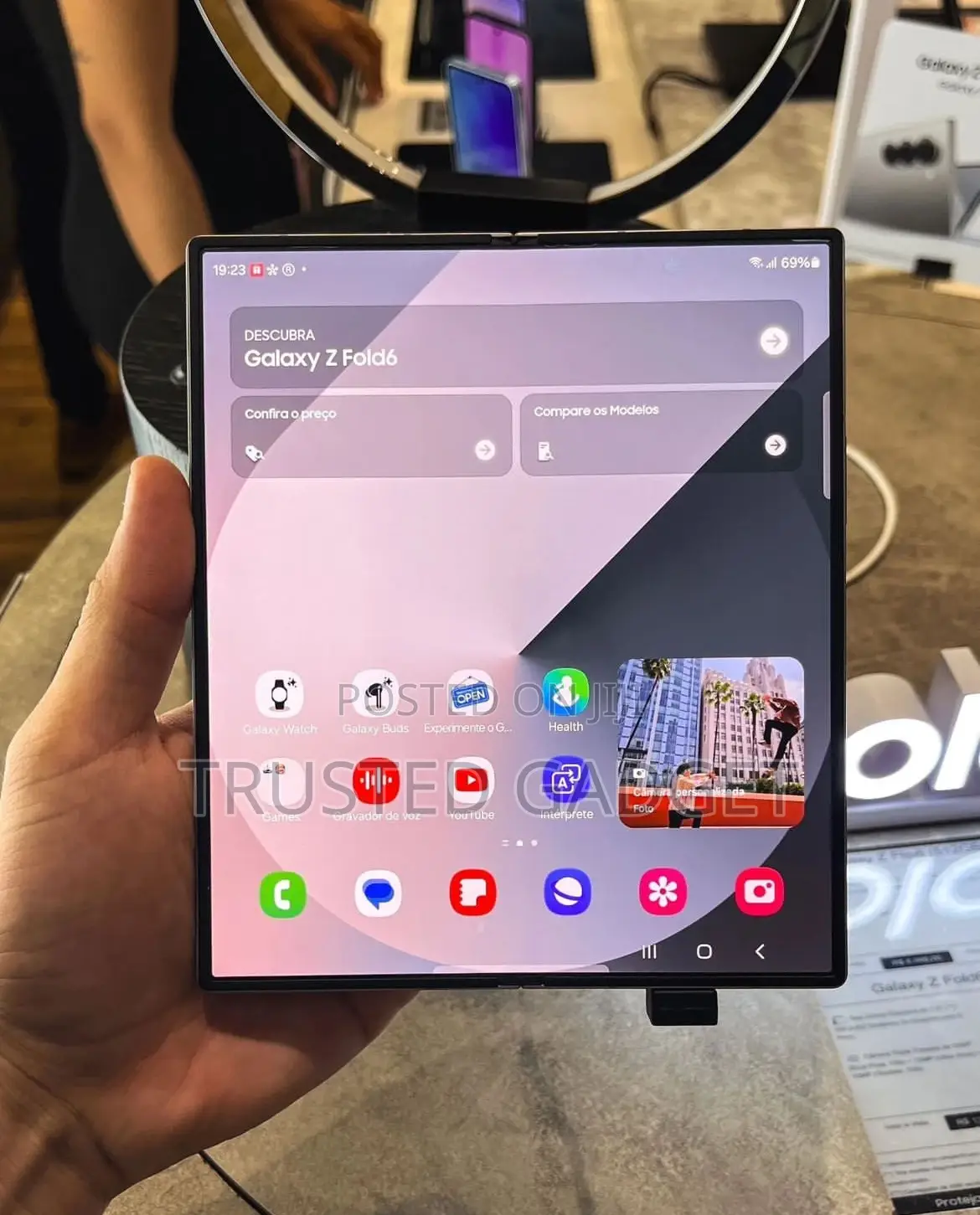 New Samsung Galaxy Fold 512 GB Gold