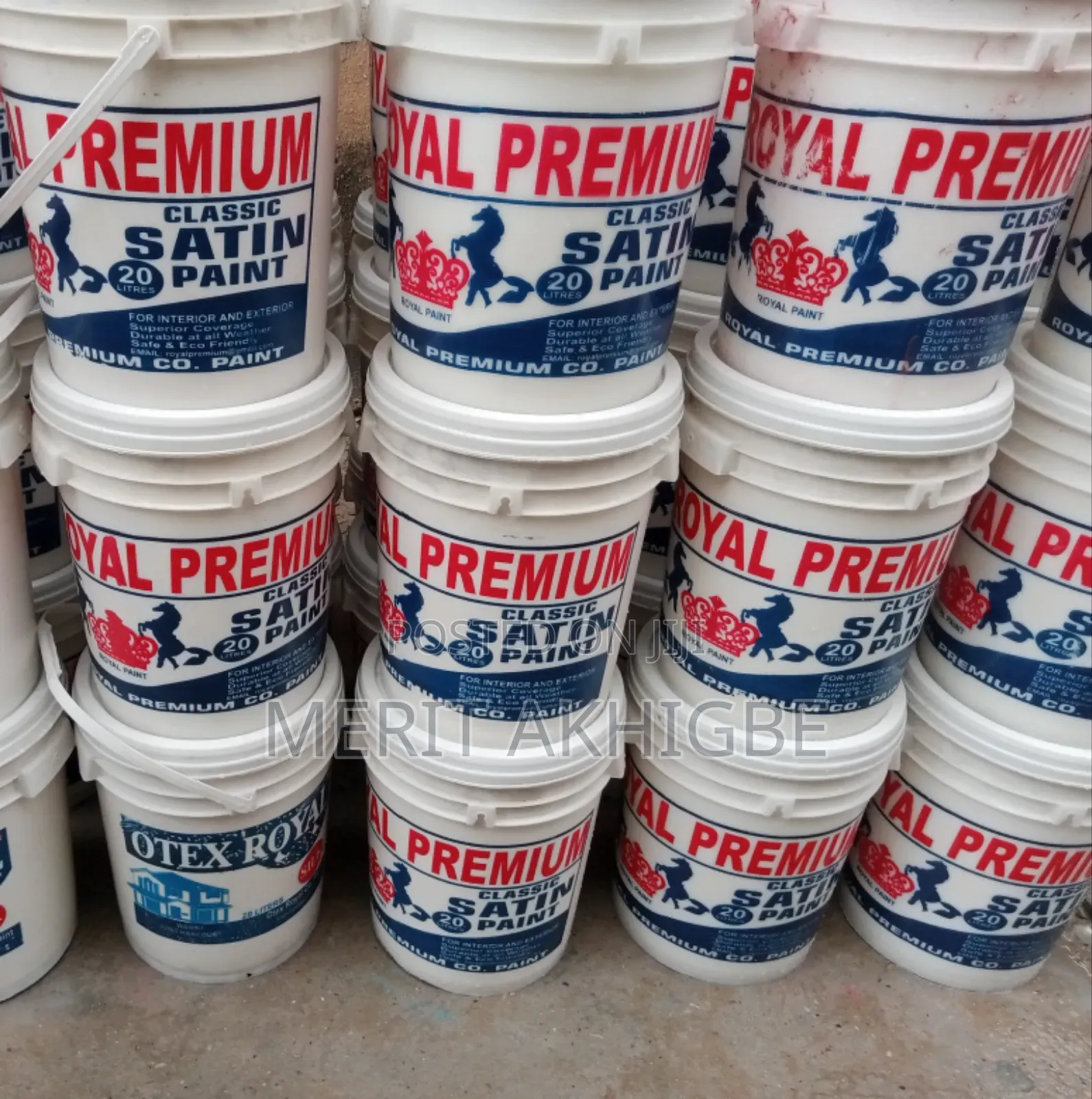 Royal Premium Satin Paint