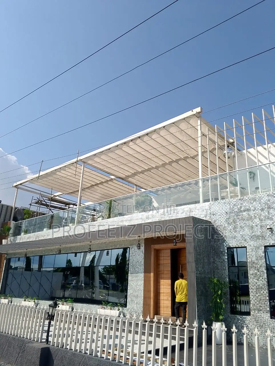 Retractable Shade, Roller Shade,Open Roof Installation
