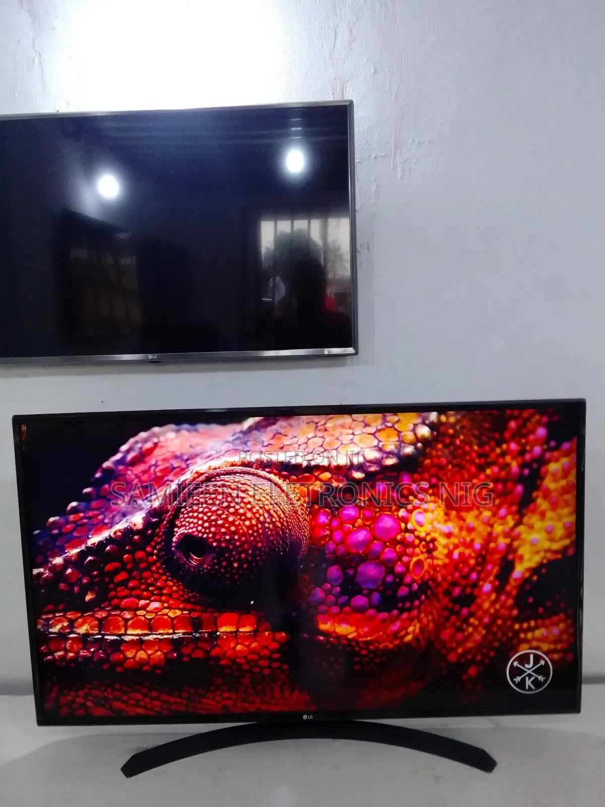 50 Inches Lg Uhd Smart Tv( Uk Imported) With Free Netflix