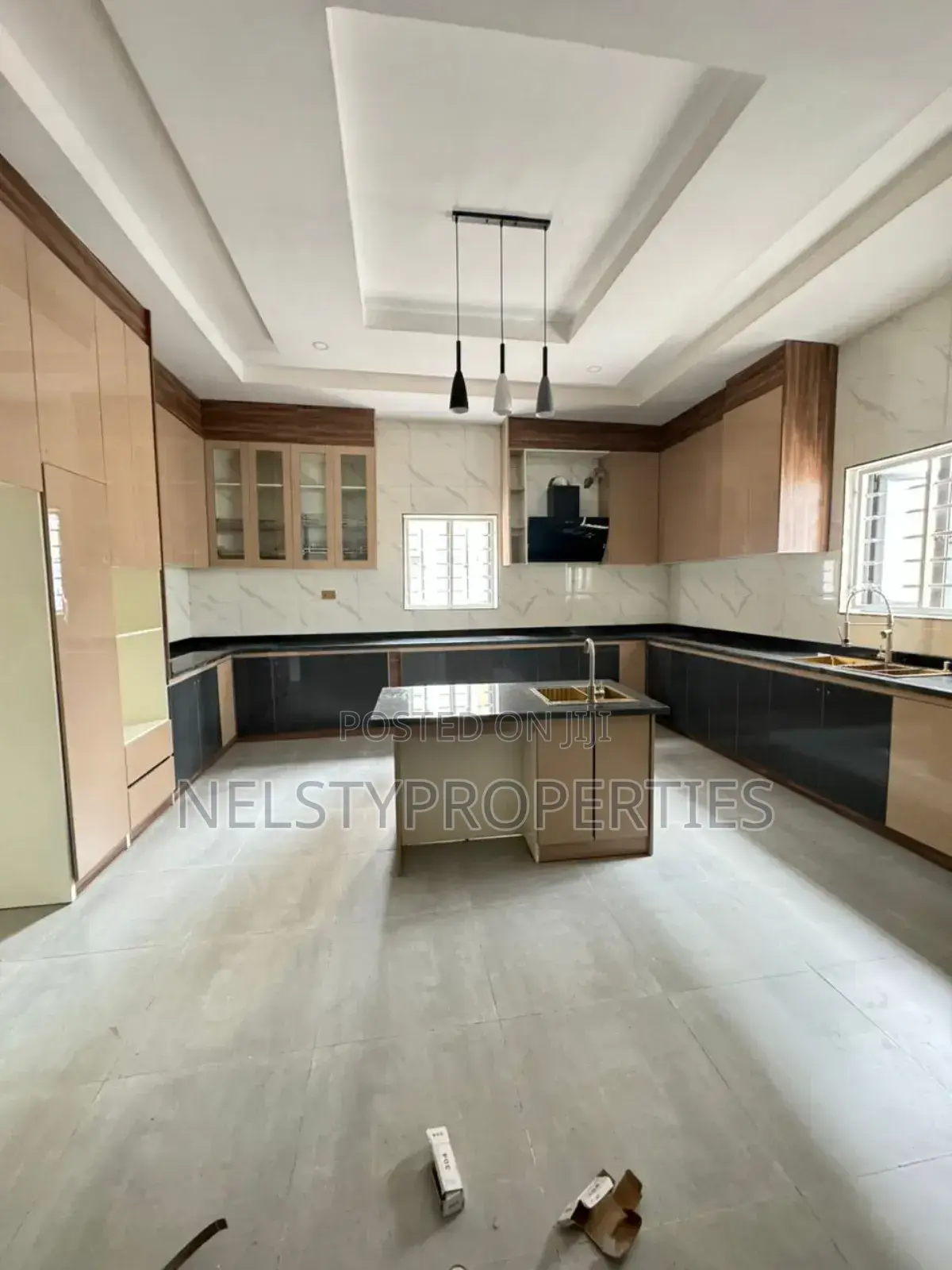 6bdrm Duplex in Efab Metropolis, Gwarinpa for Sale