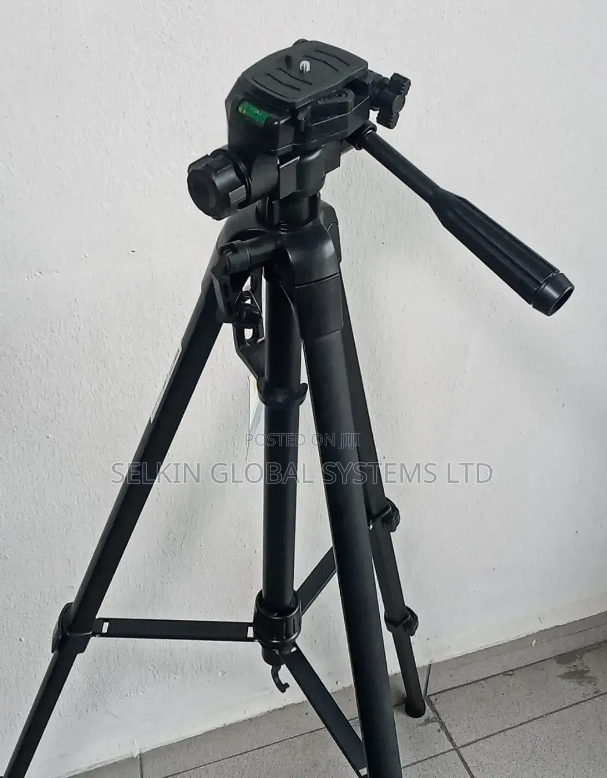 WEIFENG WT-3560 Tripod for SLR Camera DV Professional Stand