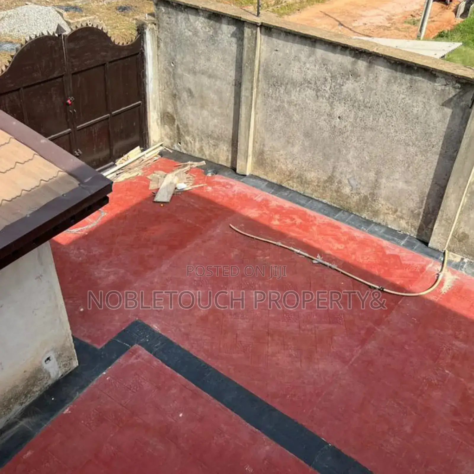 3bdrm Block of Flats in By Arigbajo Market, Ifo for sale