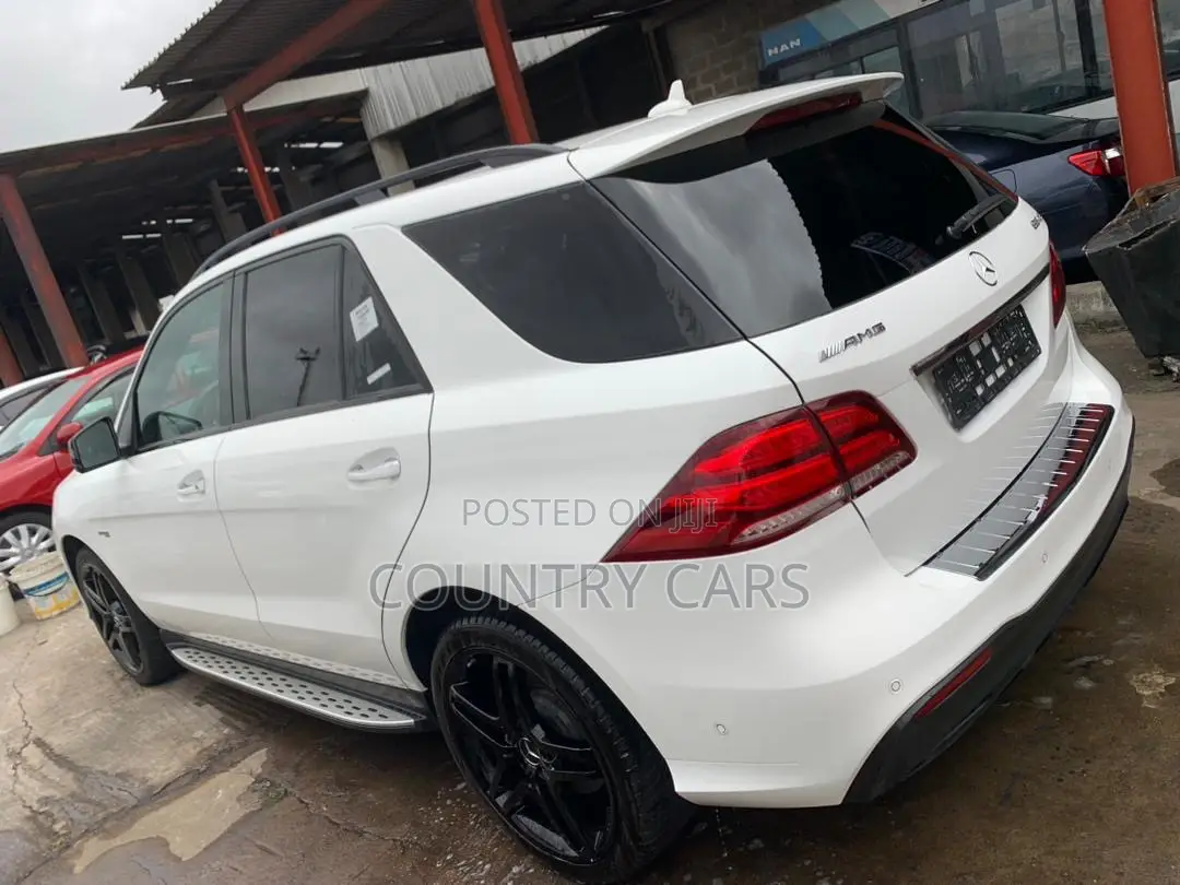 Mercedes-Benz GLE-Class AMG GLE 43 4MATIC 2017 White