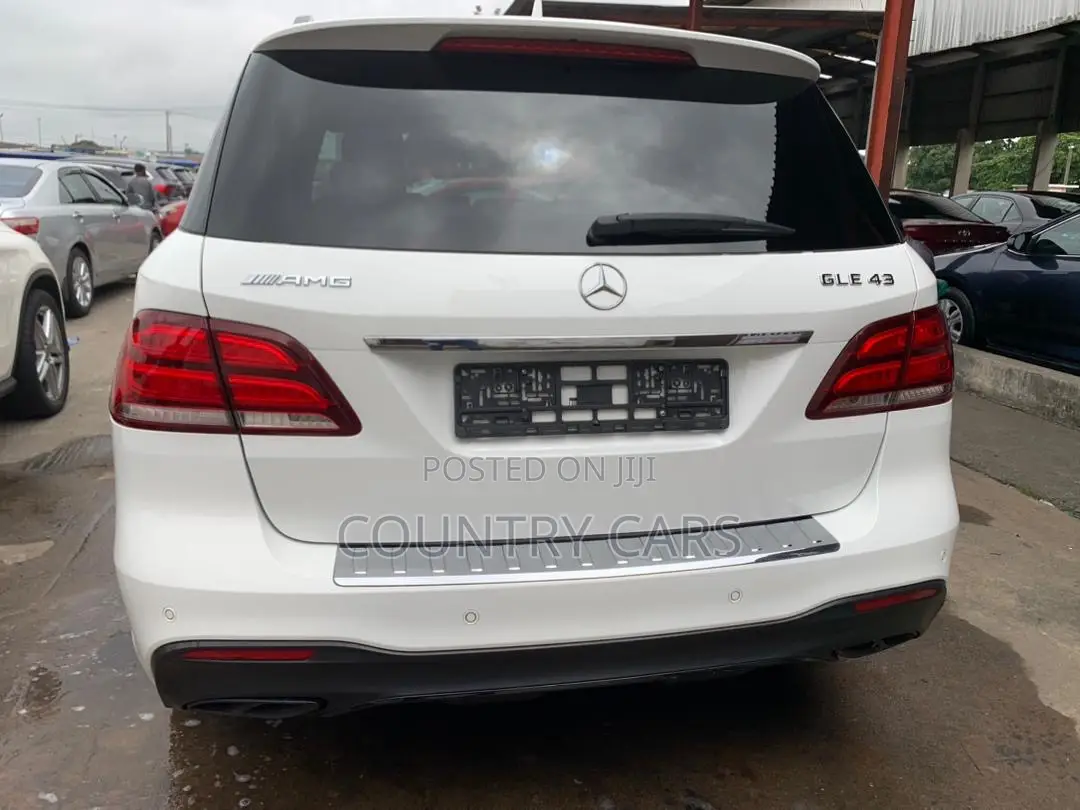 Mercedes-Benz GLE-Class AMG GLE 43 4MATIC 2017 White