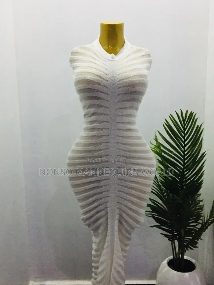 Gold Colour Female Body Form Type