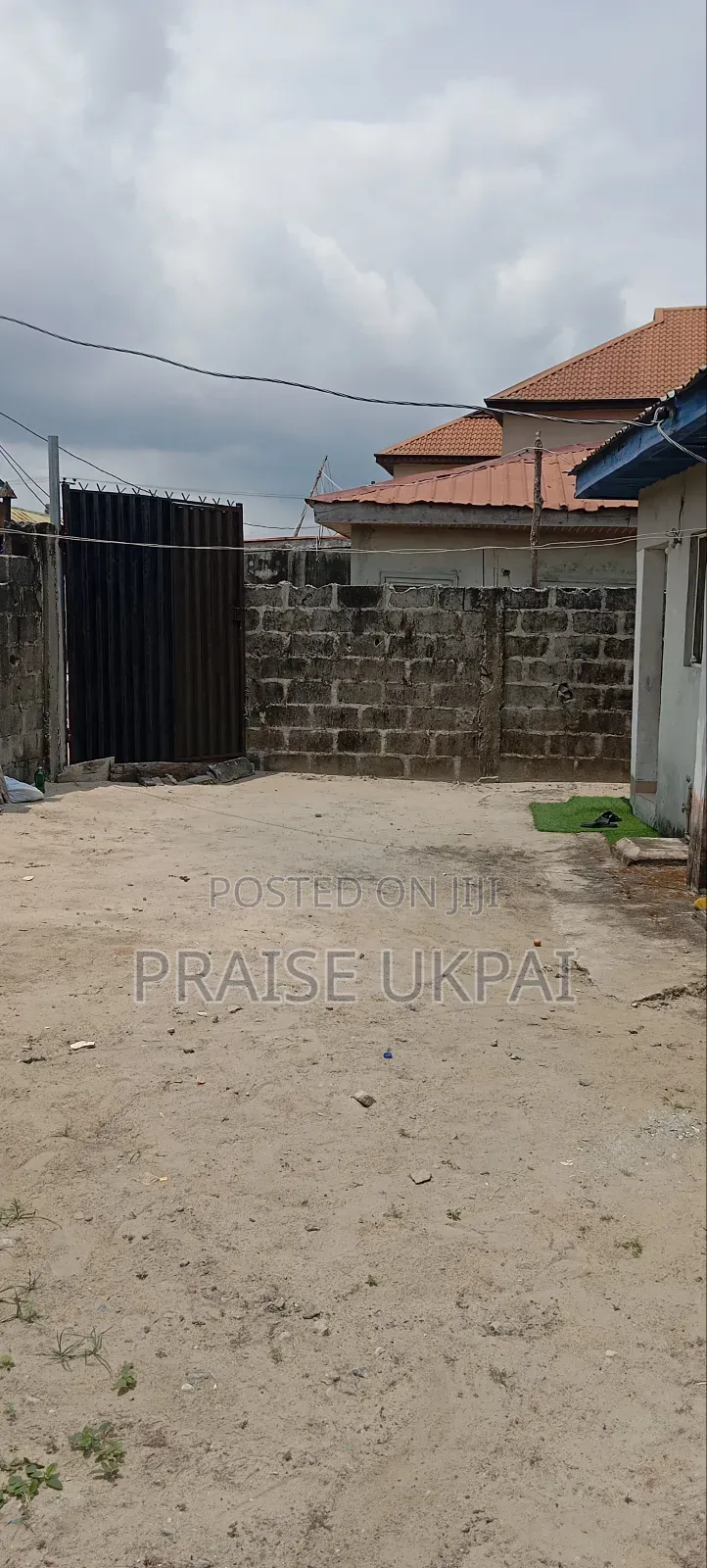Furnished 5bdrm Block of Flats in Adeba, Lakowe for sale