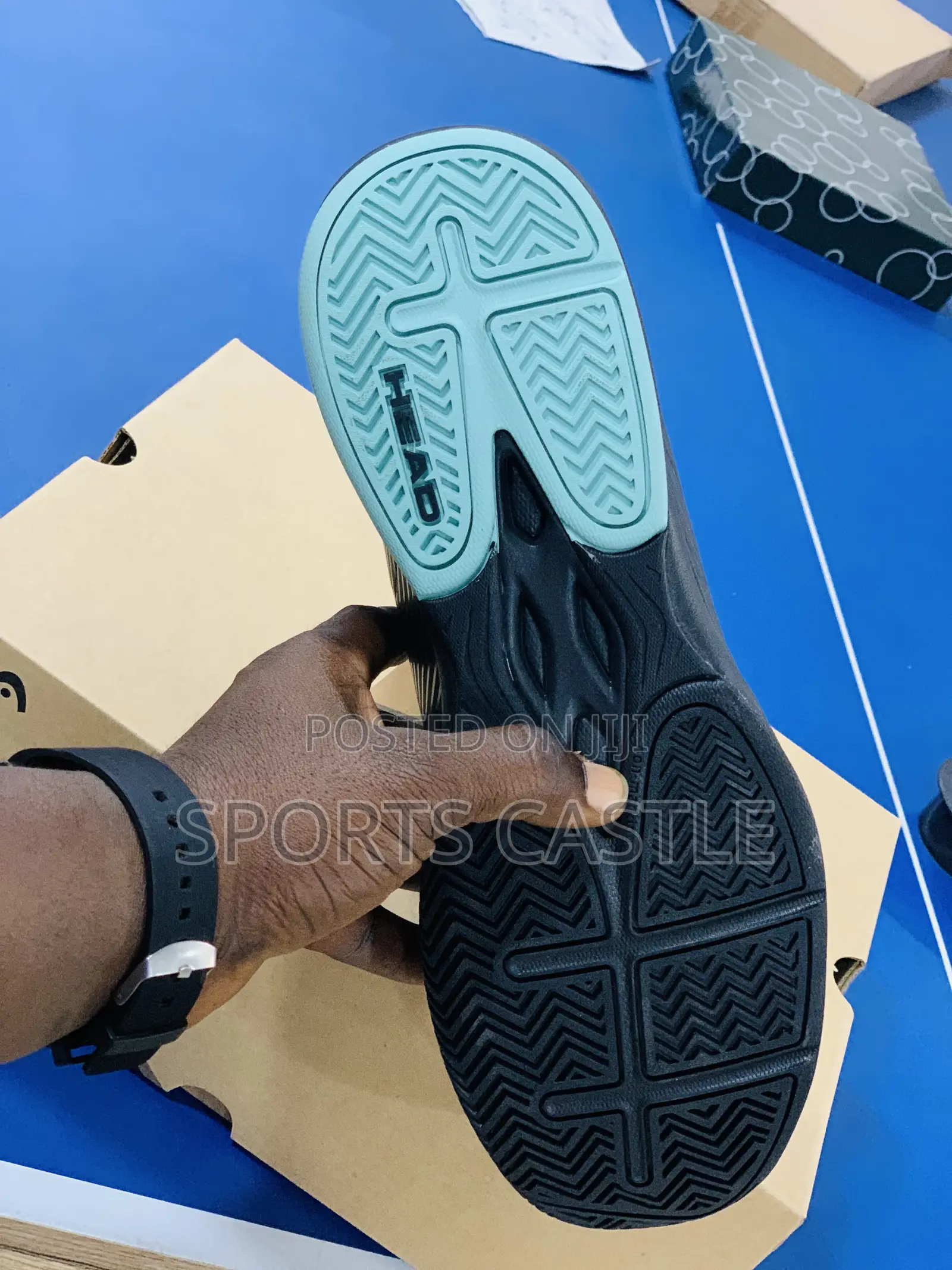 Tennis Shoe
