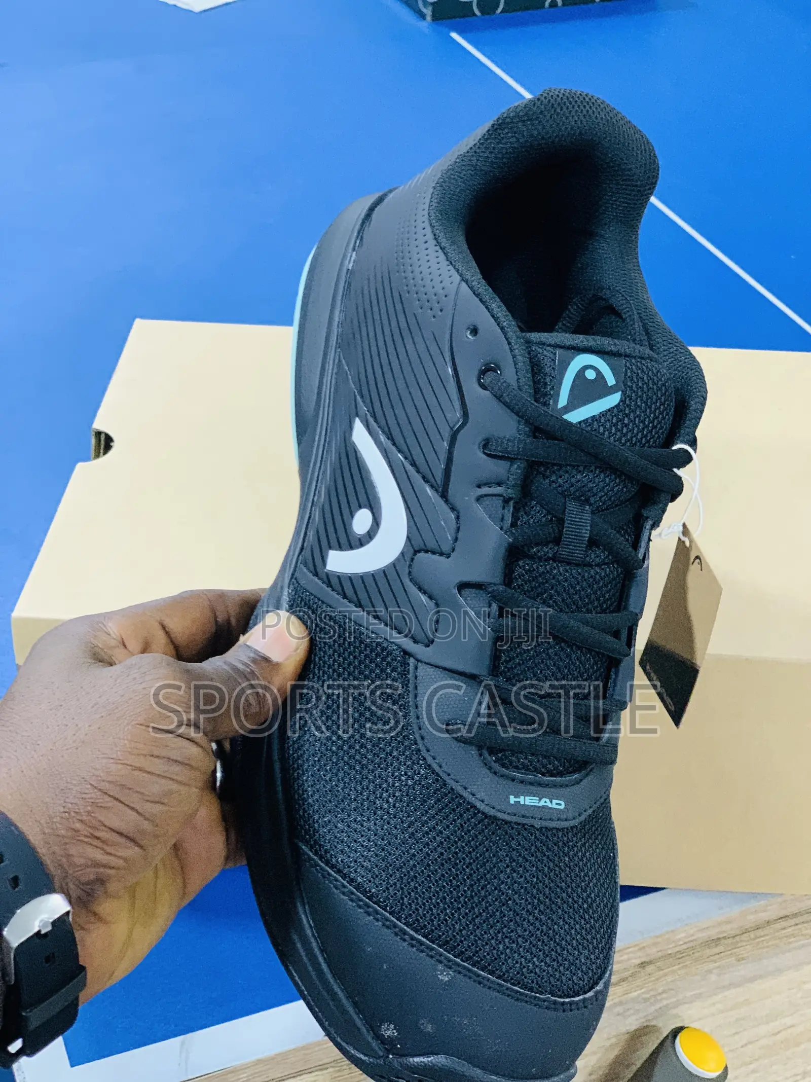 Tennis Shoe