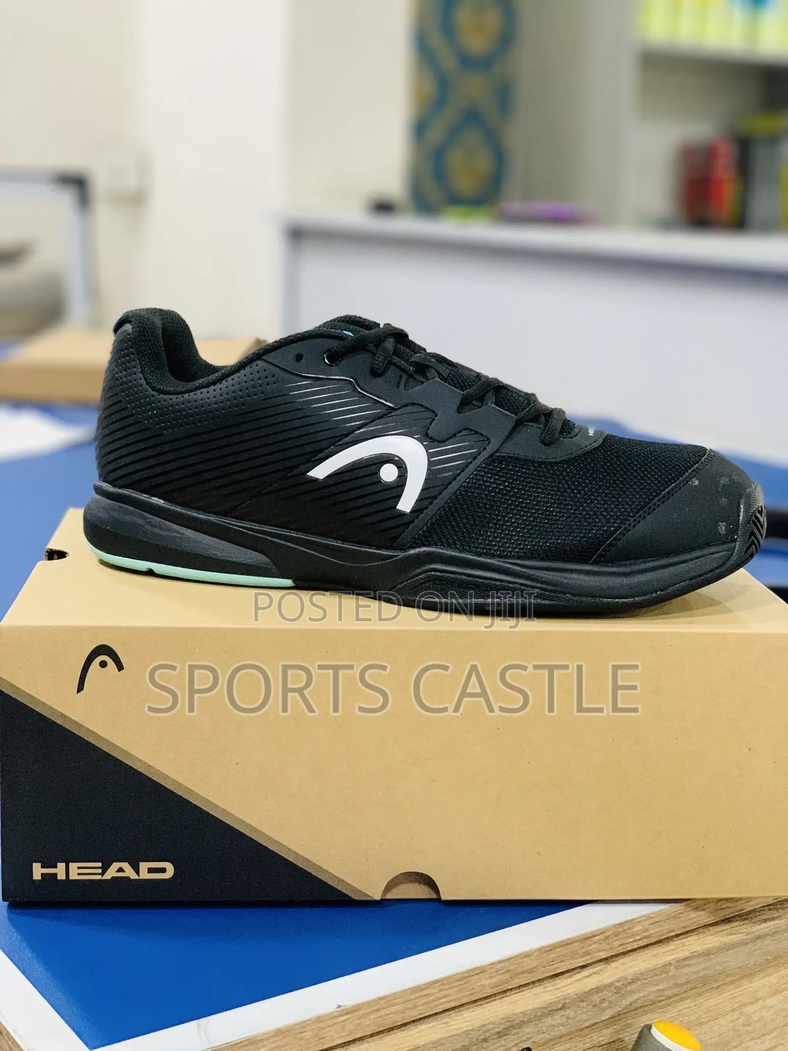 Tennis Shoe