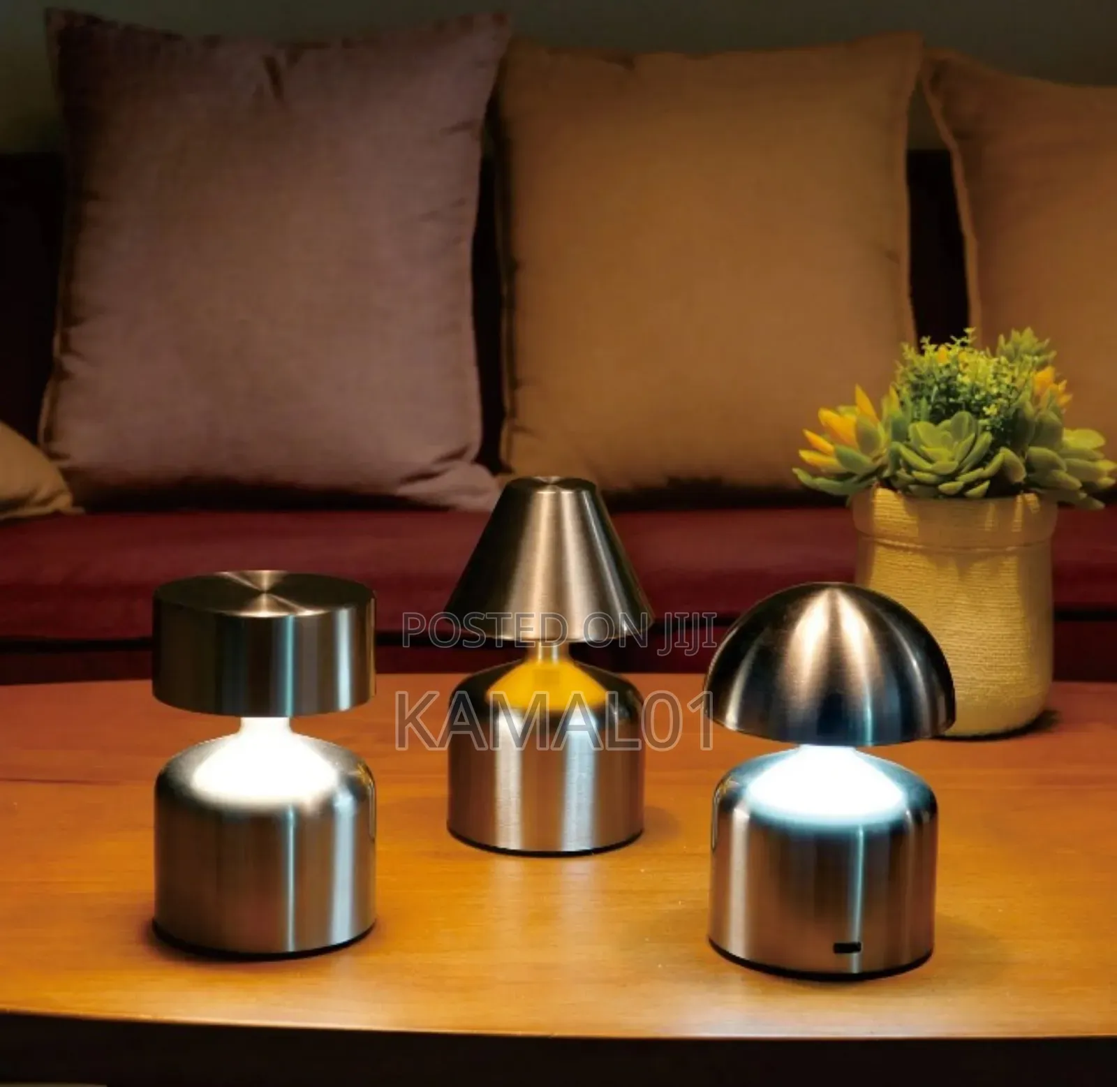 Portable Metal Table Lamp, Rechargeable Battery Desk Lamp