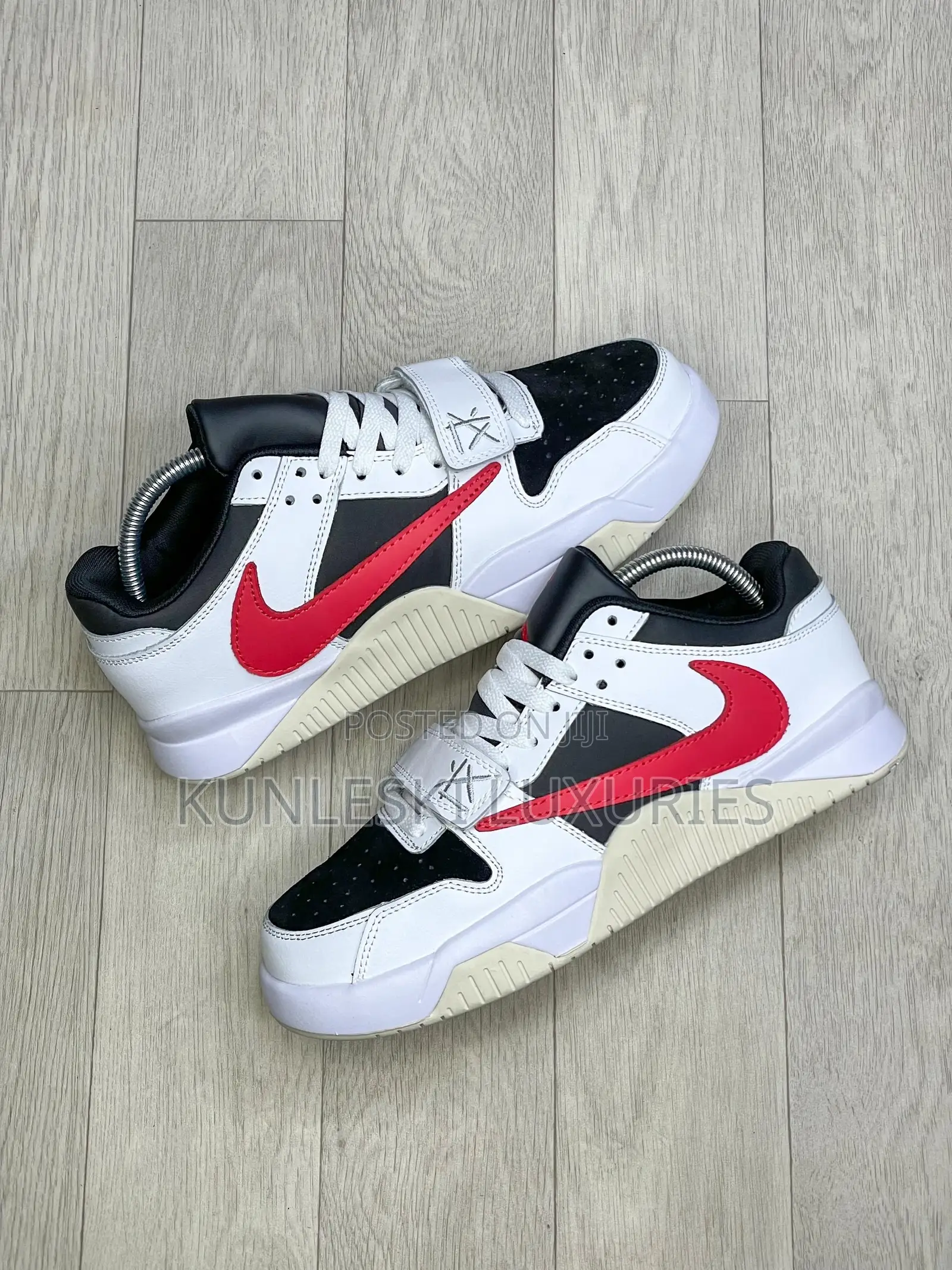 Original Travis Scott X Jordan Jumpman Cut the Check Sneaker
