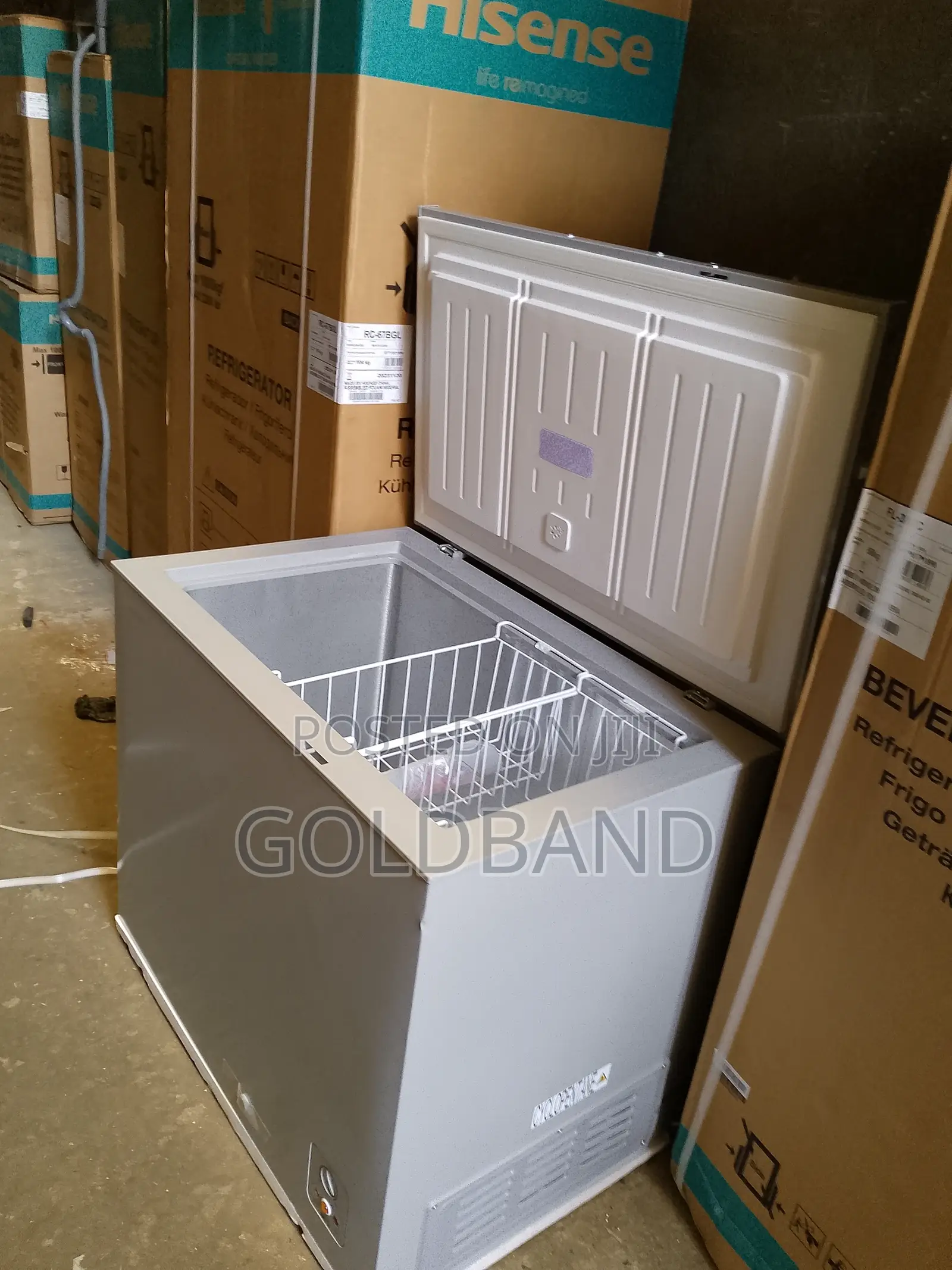 Extra Affordable 217L Hisense Chest Freezer"Fc370sh"