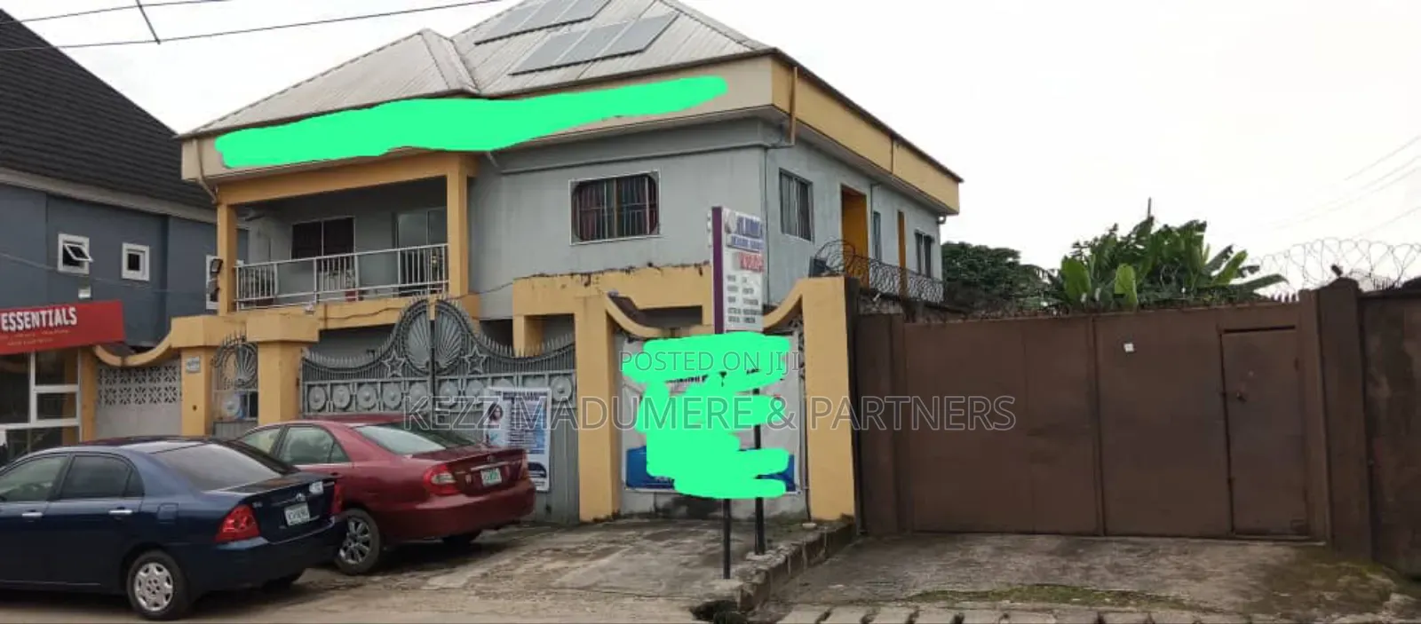6bdrm Duplex in Major Rd Road, Off for sale