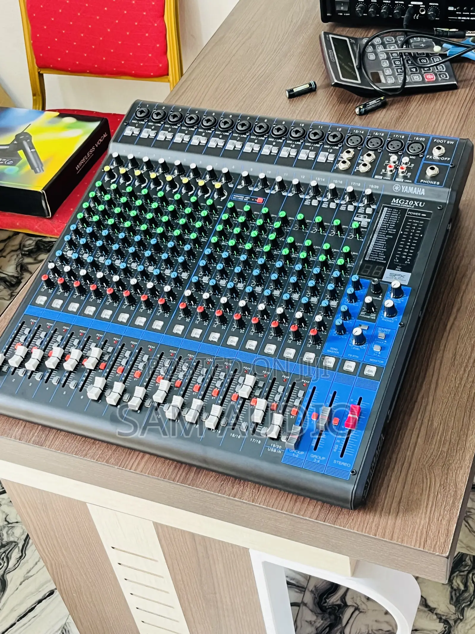 Yamaha MG20XU Mixing Console
