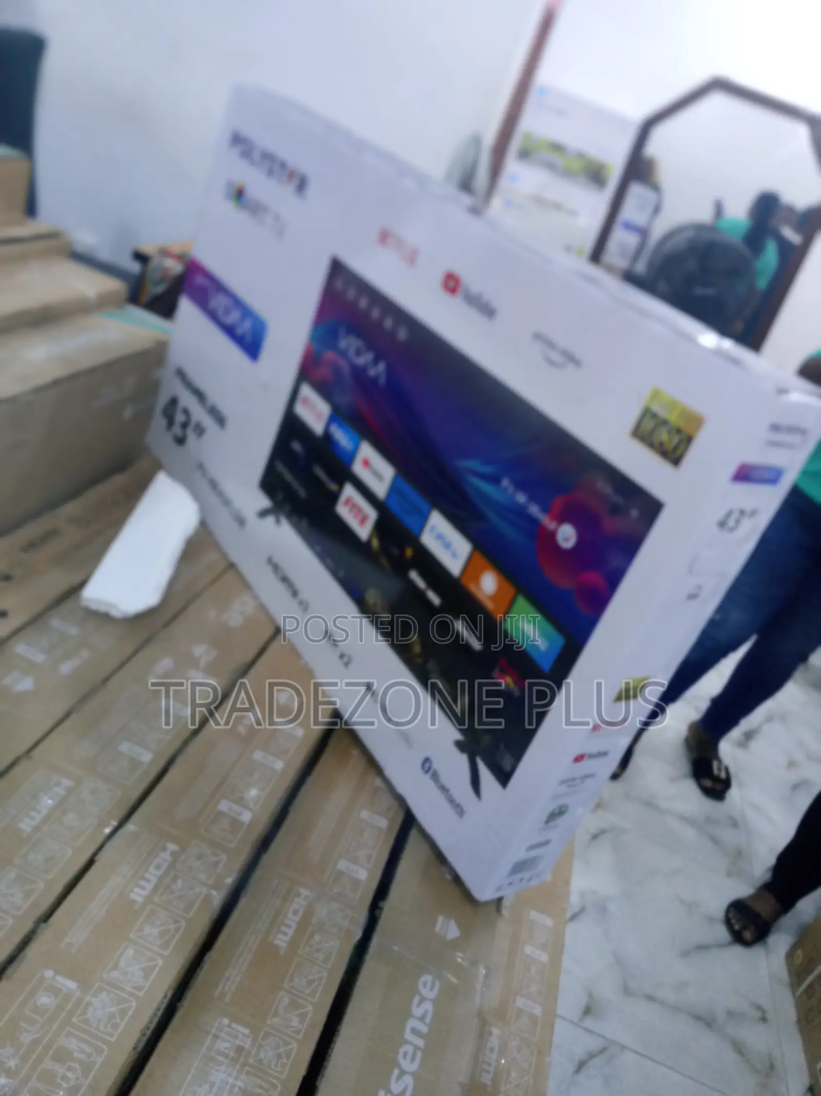 New Vidaa Powered Polystar 43" Smart TV
