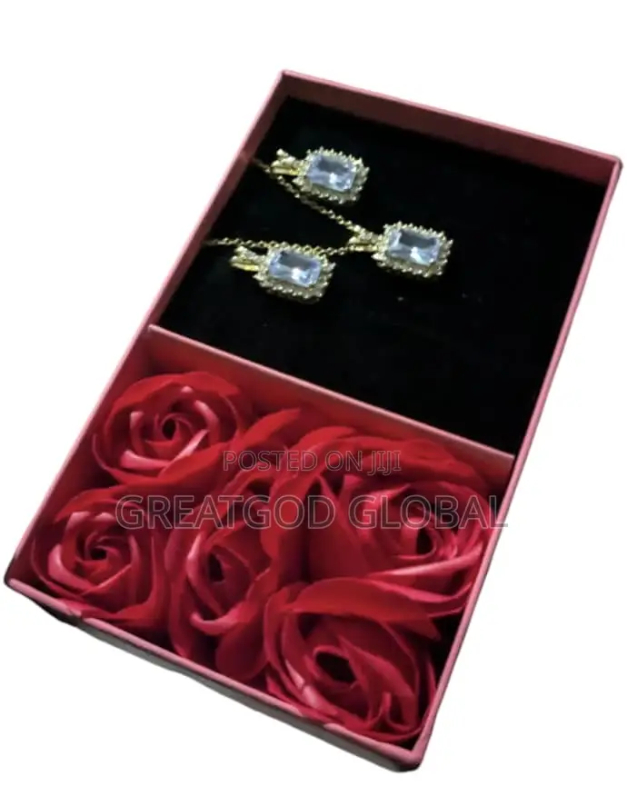 Jewelry for Ladies Wears