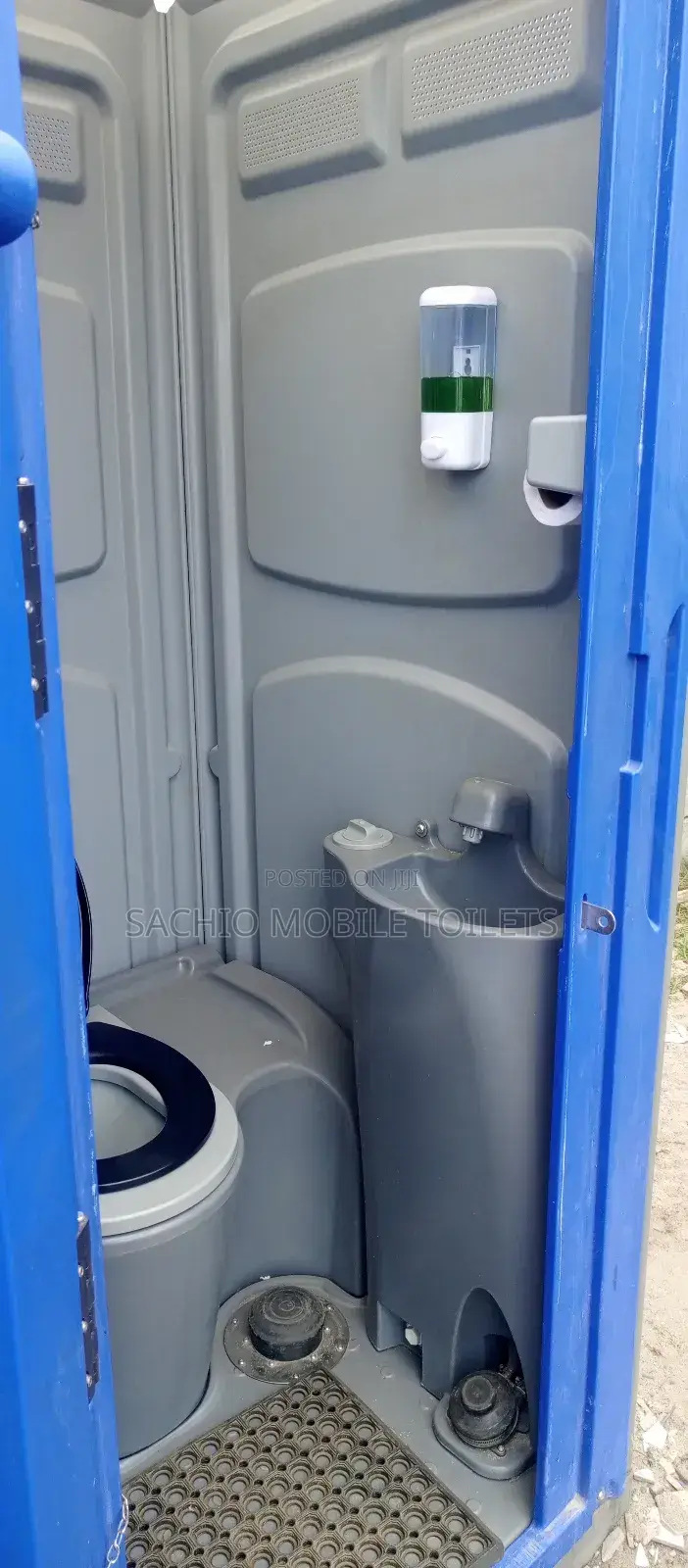 Clean Fresh Mobile Toilets