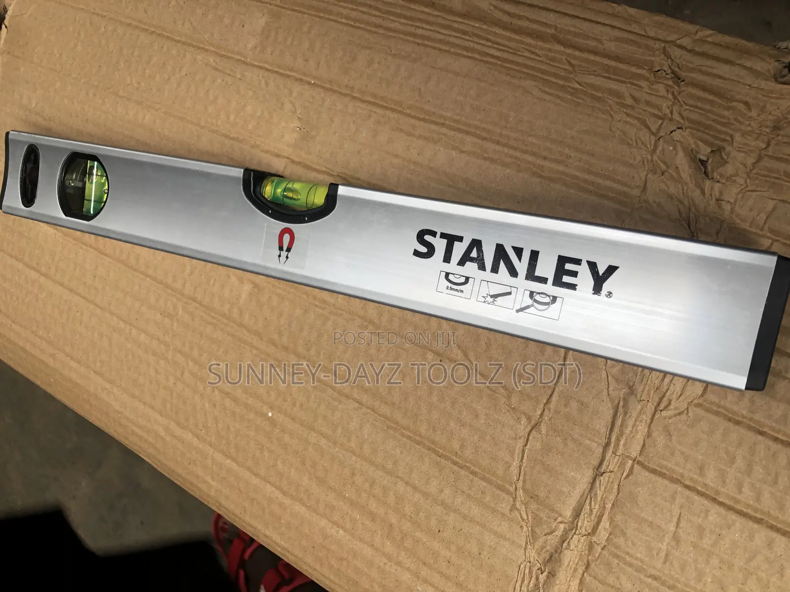 Magnetic Stanley Plumb