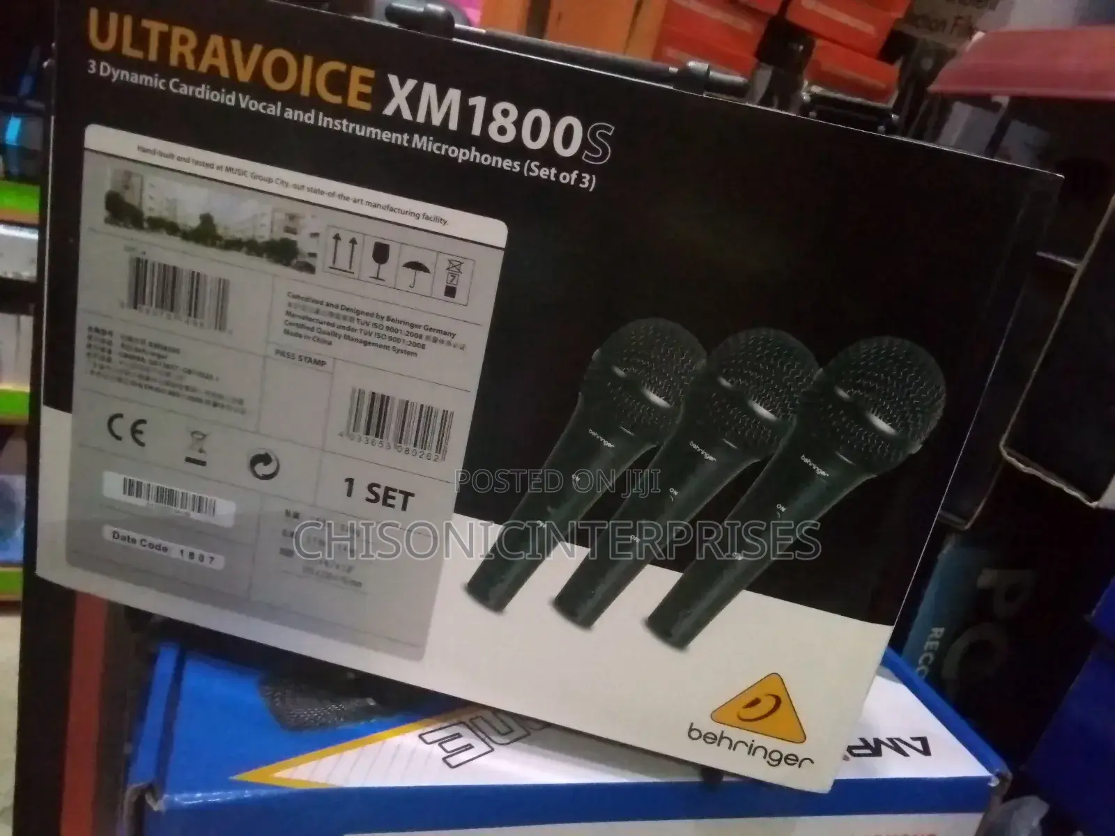 Behringer 3 in 1 Wired Microphone