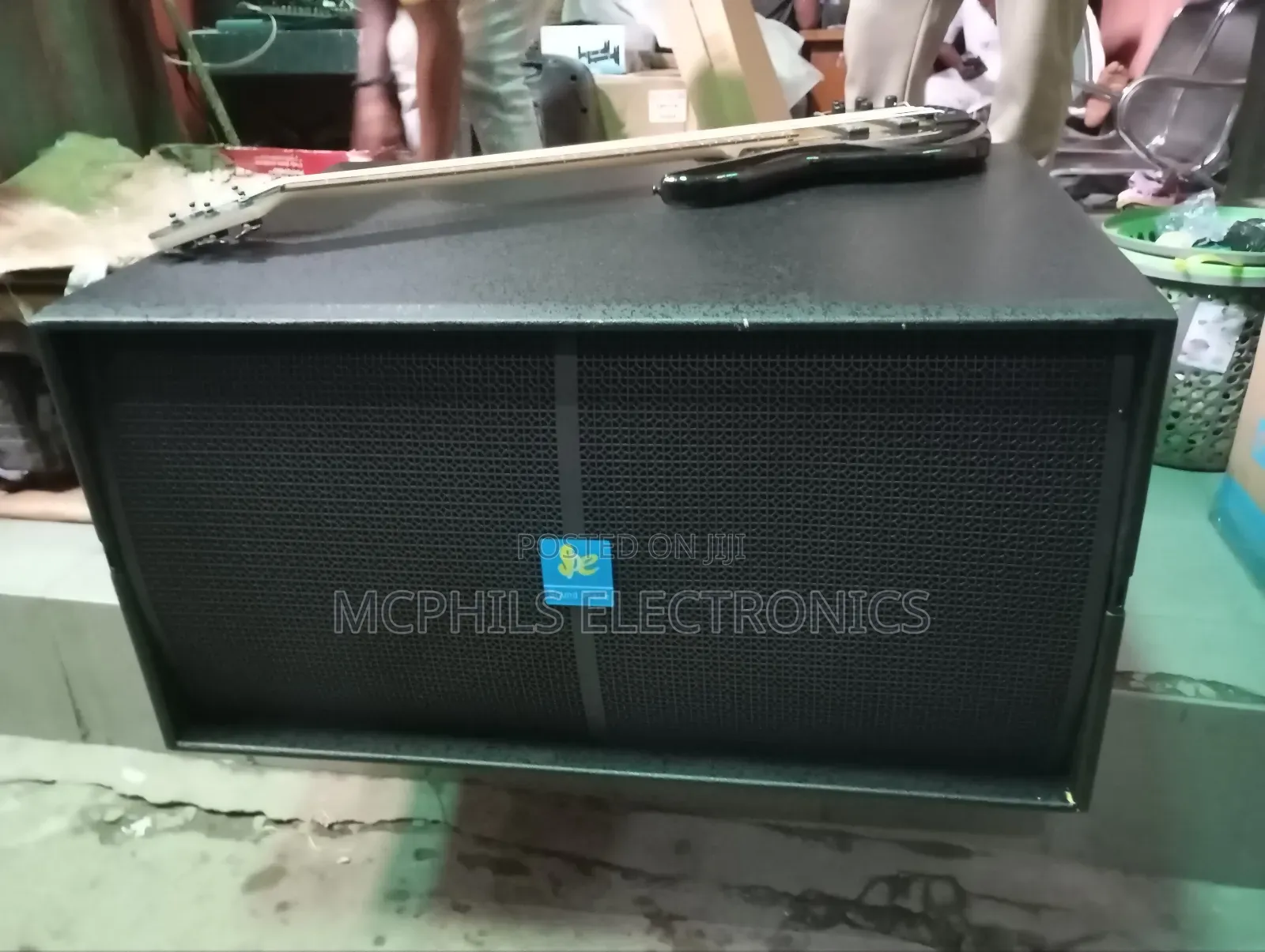 Soumdpiece Dual 18 Inches Sub Woofer