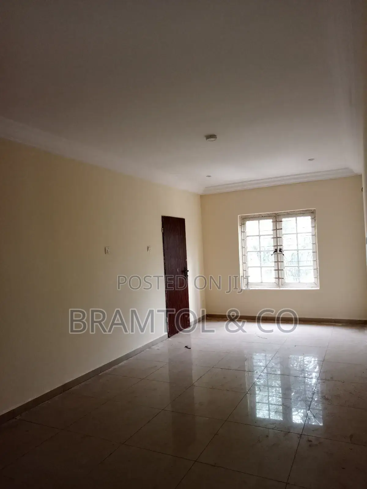 1bdrm Block of Flats in Life Camp for rent