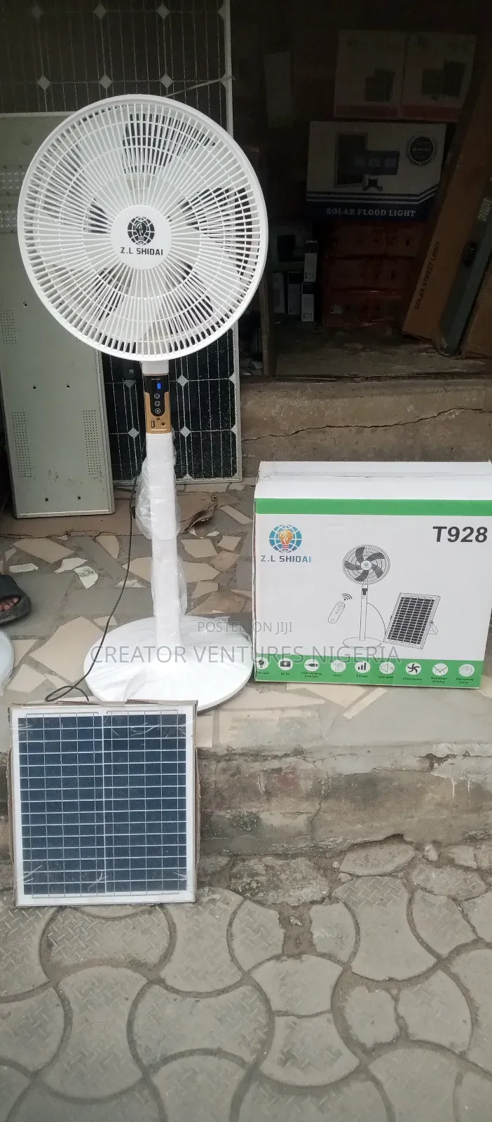 Dc/Ac Oscillation Solar Rechargable Standing Fan 18",Usb Pot