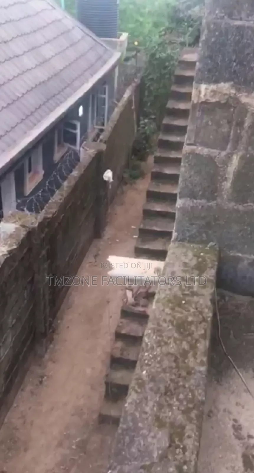 6bdrm House in Atere Avenue, Ayobo for sale