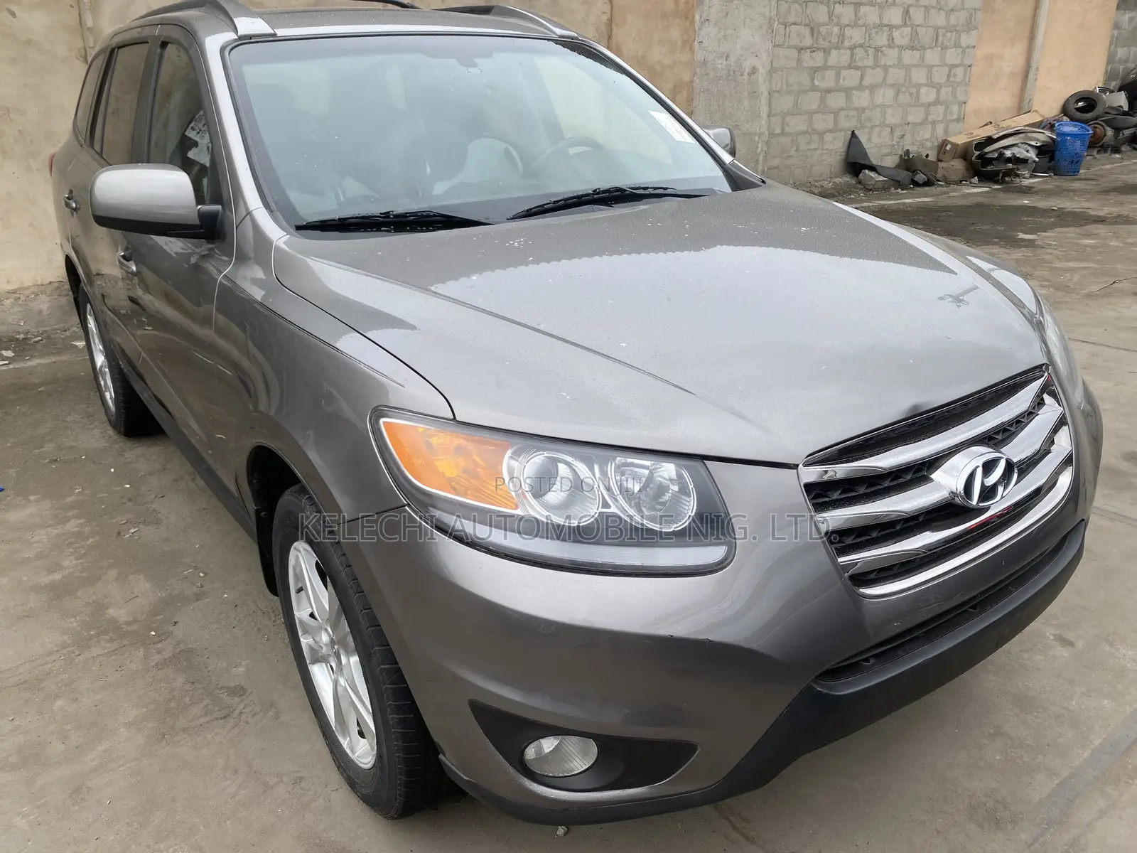 Hyundai Santa Fe Limited 2012 Gray