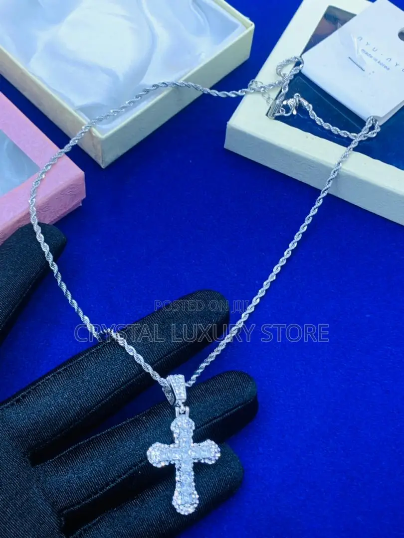 Premium Quality Luxury Unisex Jewelries