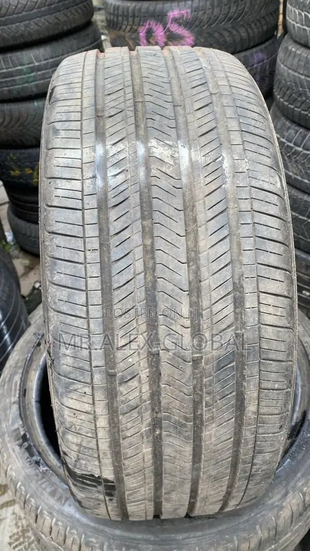 235/45/19 Tires