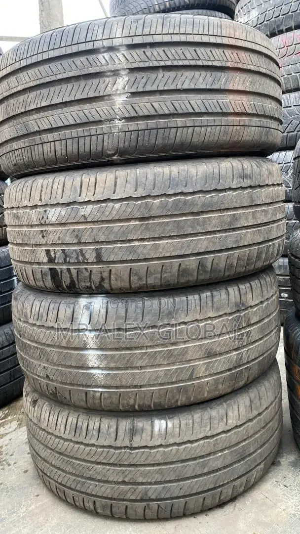 235/45/19 Tires