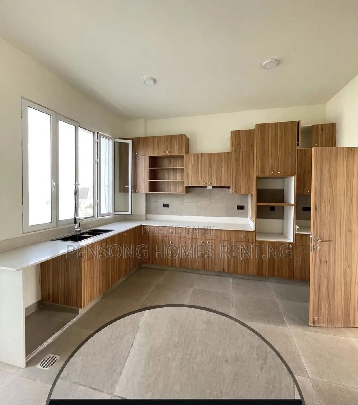 3bdrm Apartment in Adeola Odeku Vi, Victoria Island for rent
