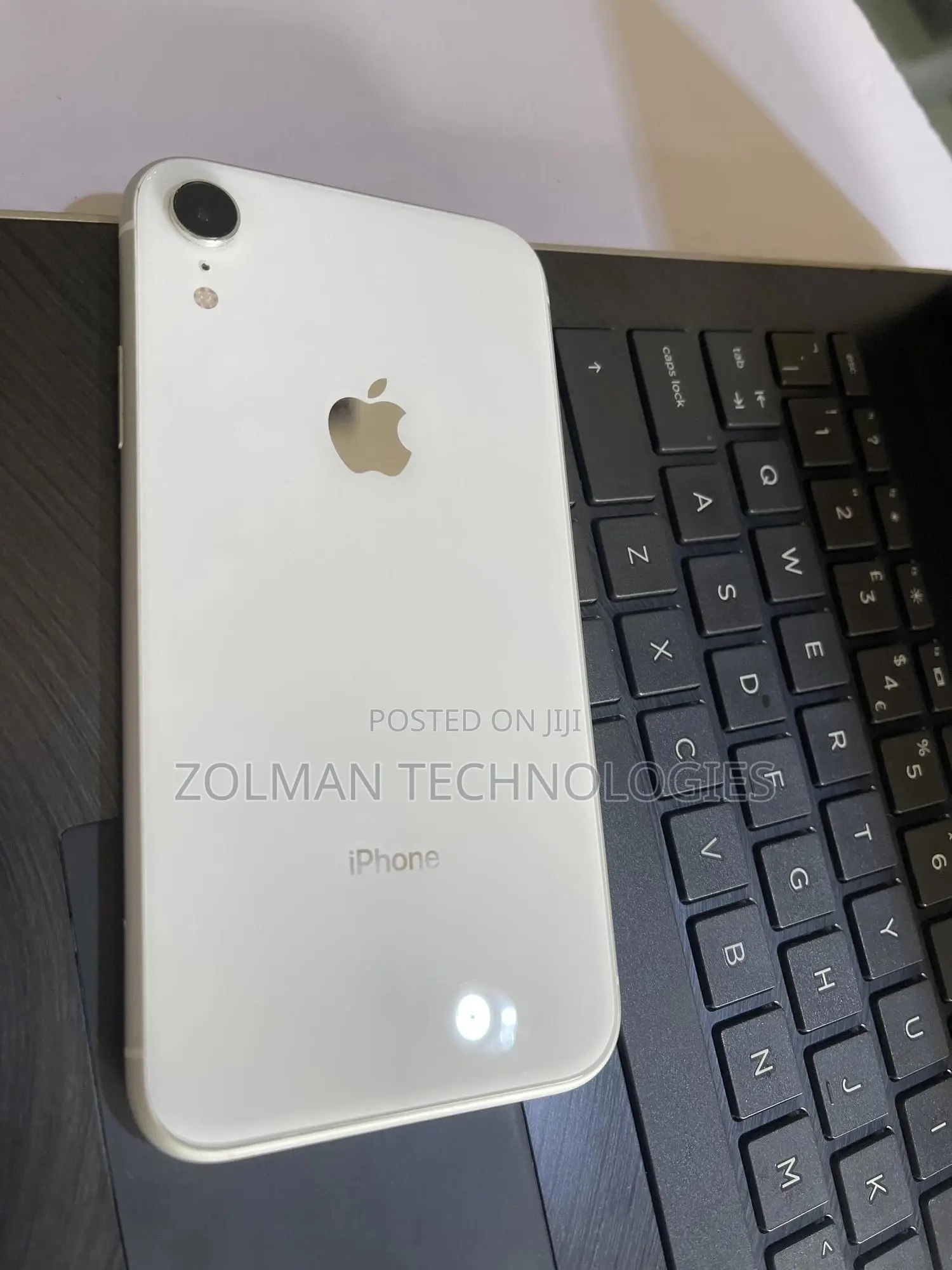 Apple iPhone XR 64 GB White